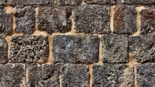 wall 823602 1280 320x180 - 土留め工の設計と支持力・検討方法を初心者向けにわかりやすく解説！